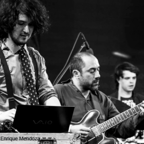 Disfruta de la música, teatro y poesía Disfruta de la música, teatro y poesía