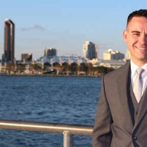 ¡Aprende a ser un consultor de éxito!