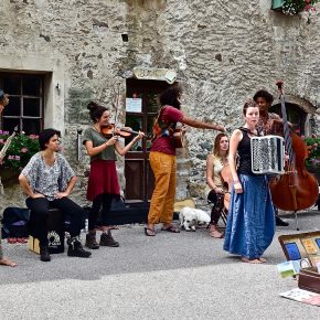 Festi-Unidos por la Cultura... Gran festival local