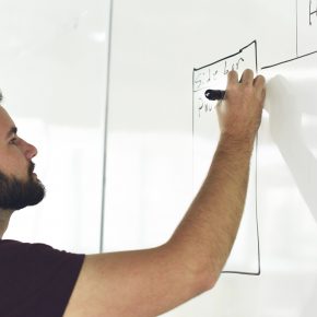 ¿Cómo lograr los objetivos estratégicos de su empresa gestionando el conocimiento?