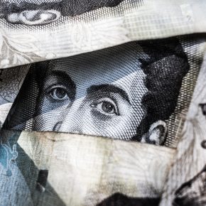 ¿Cuál es el costo mensual de contratar a un trabajador con el SMMLV?
