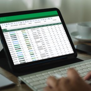 Fortalece tus habilidades financieras creando presupuestos en Excel
